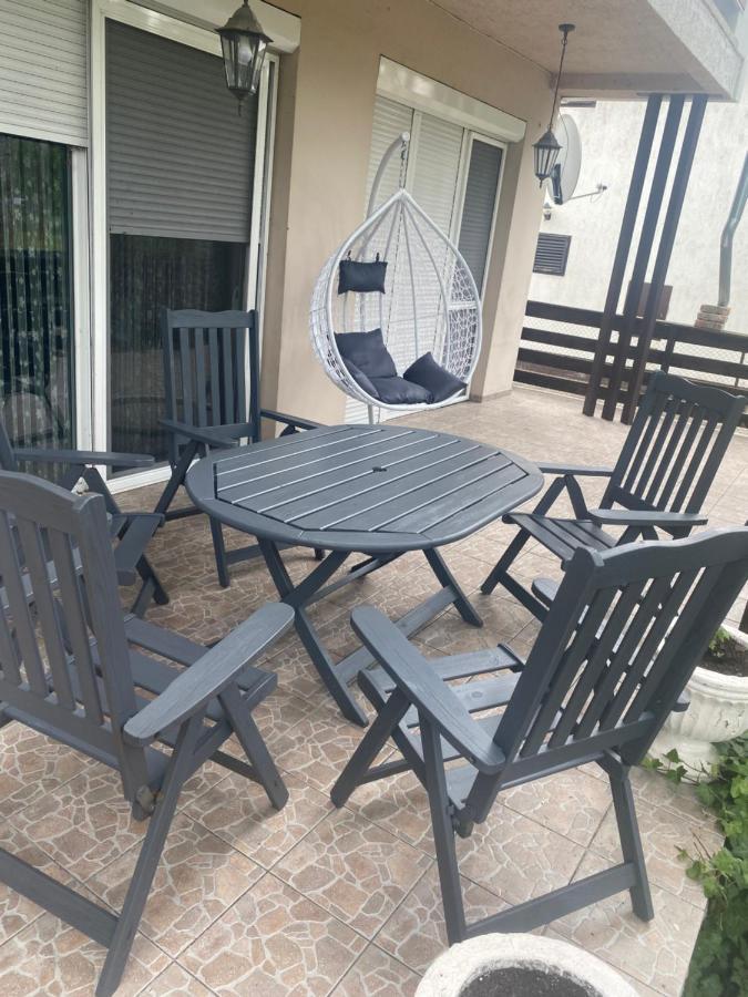 Appartement Medlin Apartman à Siófok Extérieur photo